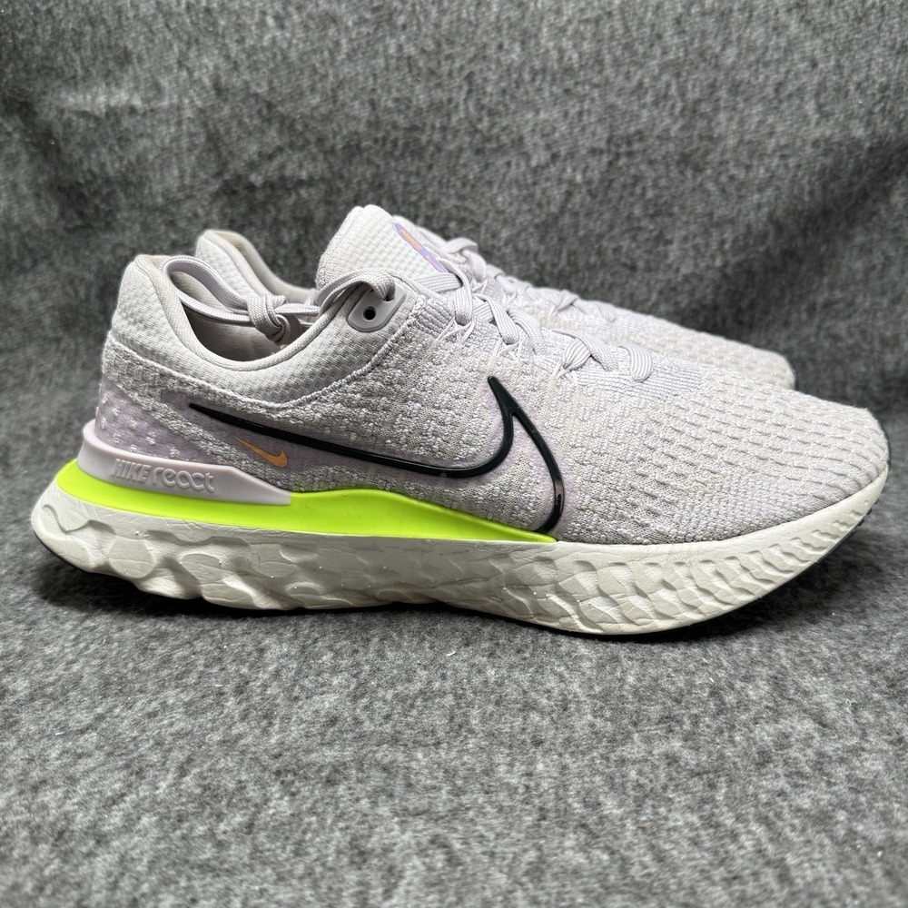 Nike React Infinity Run Flyknit 3 'Barely Grape Ghost Green' Mens Size 10.5 Used